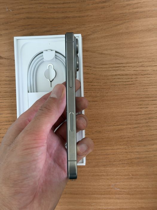 Айфон 16 про 512 92%