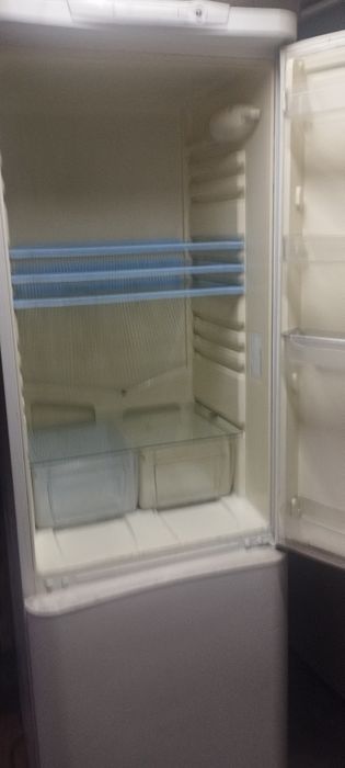 Рабочий холодильник