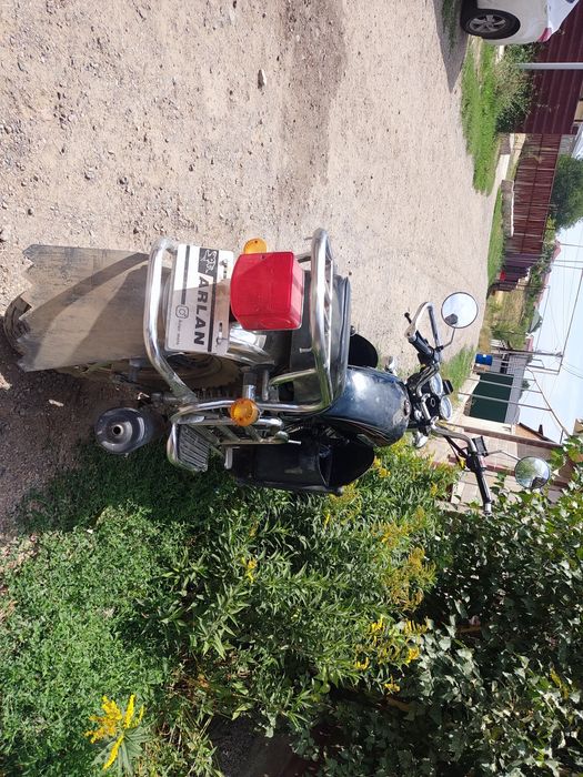 Мотоцикл Сузуки 200сс