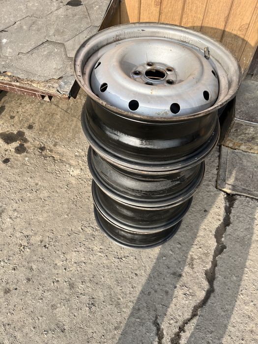 Штампованные диски R16, 5x100
