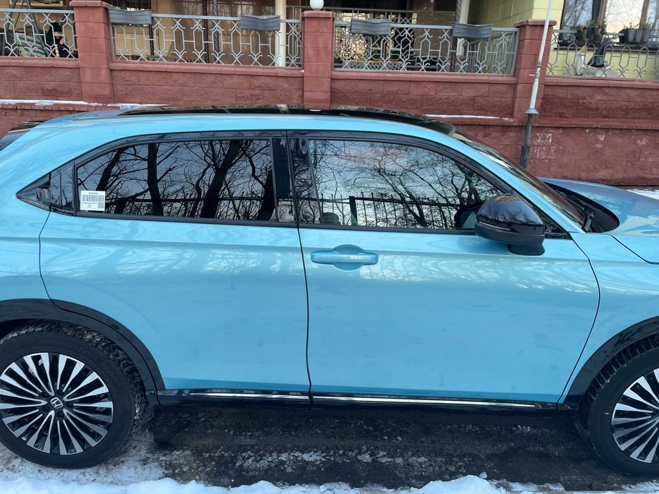 Легковой паркетник Honda ENC-1