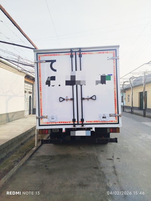 Исузи бурт 5 тонали