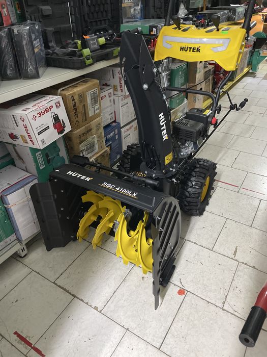 Снегоуборочные машины