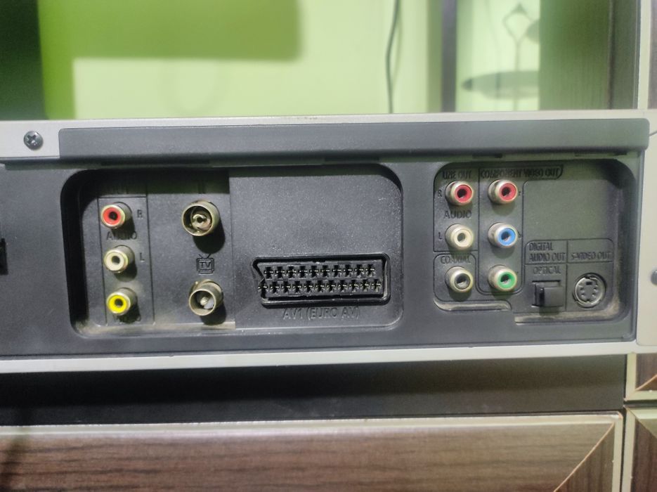 Samsung dvd & vhs player 6hd