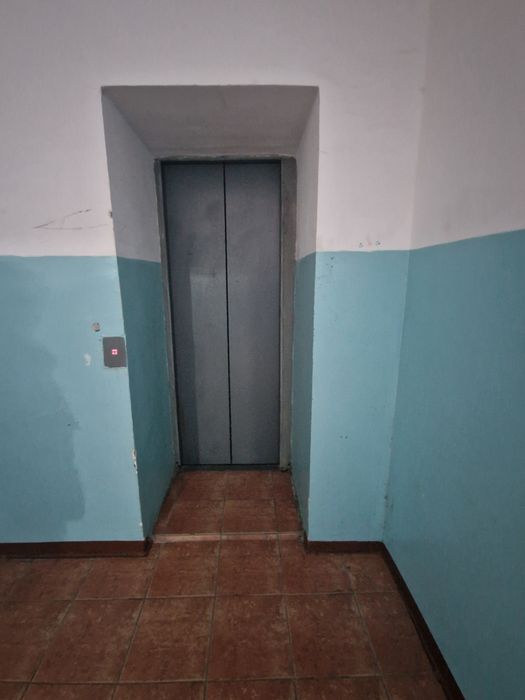 Продам 2 кв 71квм по Молдагуловой