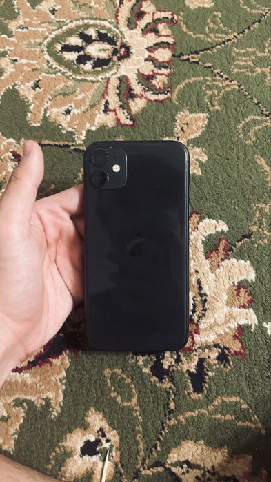 Продам айфон 11 128гб