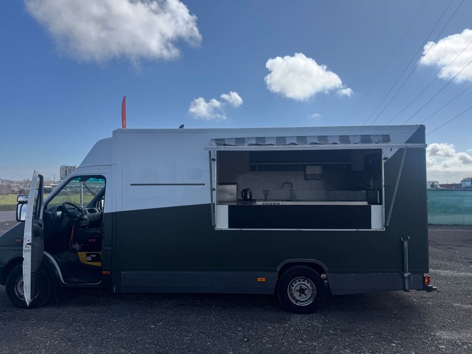 Mercedes-Benz Sprinter FOODTRUCK /Food Truck/ Auto Rulota/Pana in 3,5T