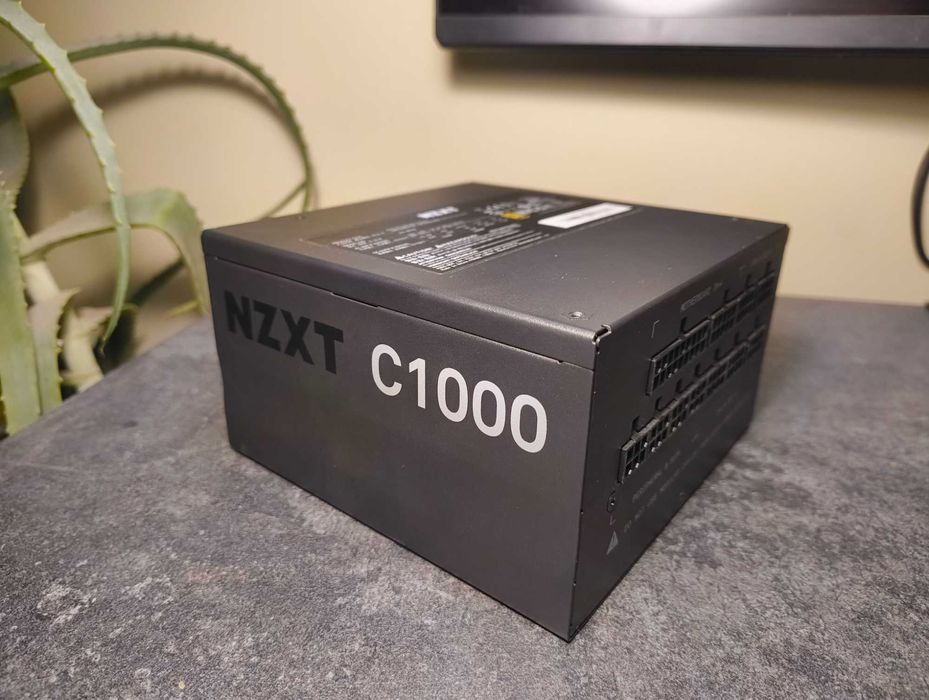 NZXT C1000 захранване за PC 1000 W
