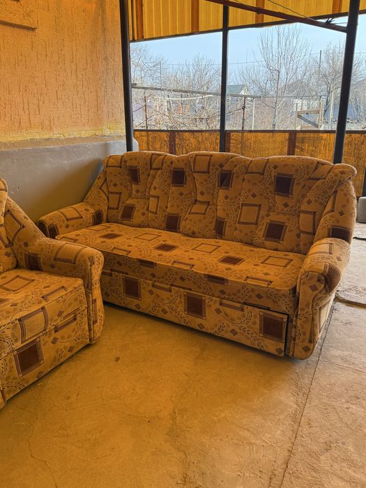 Продаю срочно на 10 тыс все вместе