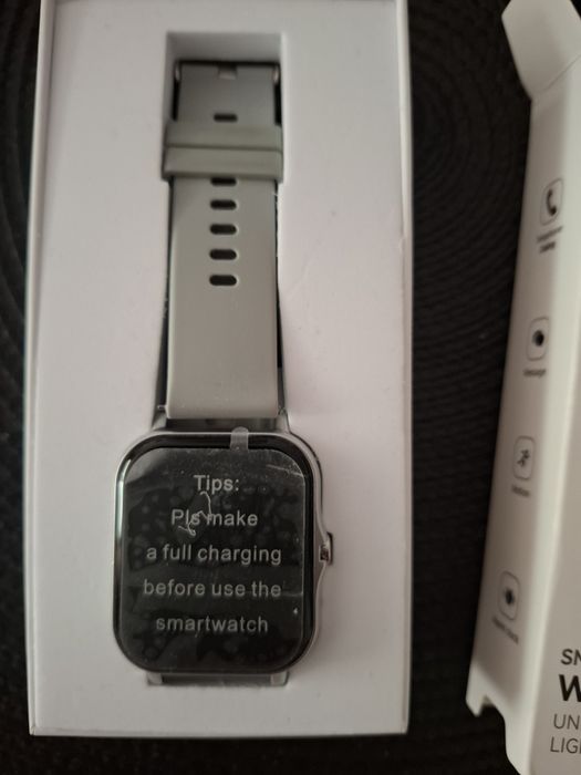 Нов неизползван смарт часовник работи и с Android и IPhone