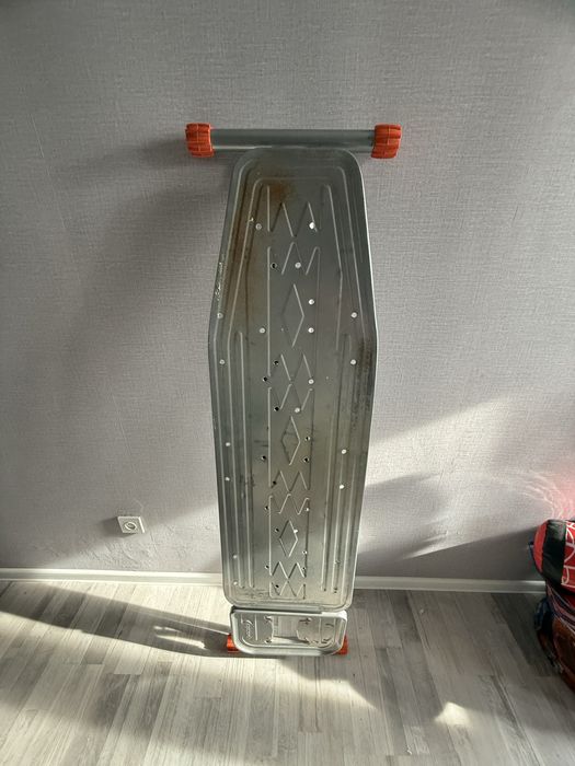 Гладильная доска 4500тг, уступка будет