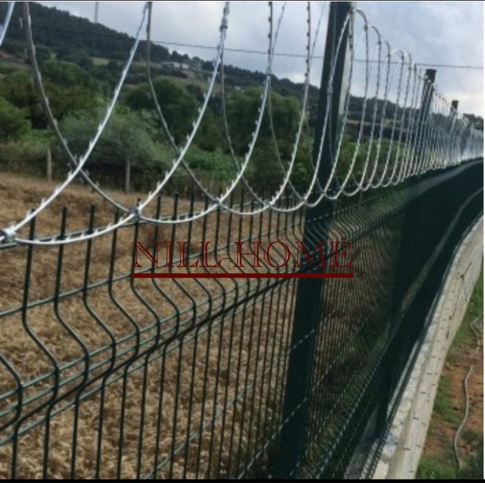 Дворни Врати - Оградни Пана - Оградни Колове- Мрежа-Изкуствена трева