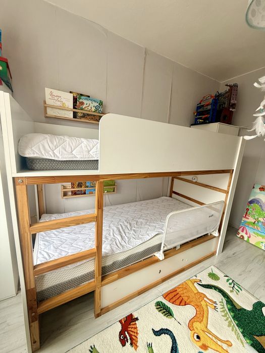 Детско двуетажни легло
