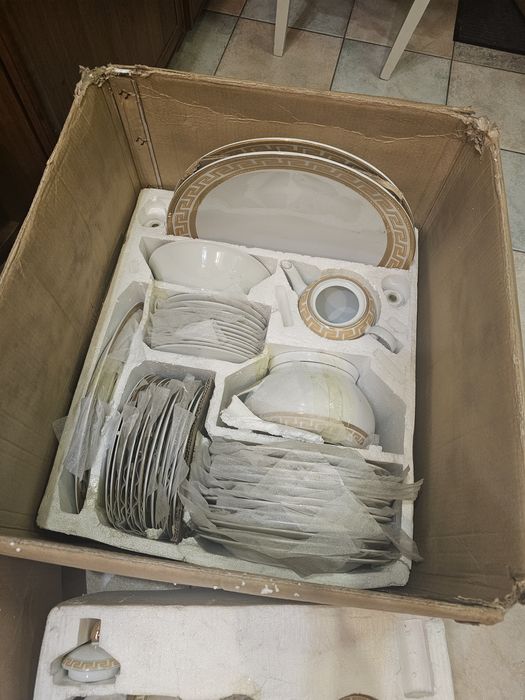 Столовый супер сервиз 65 000тг