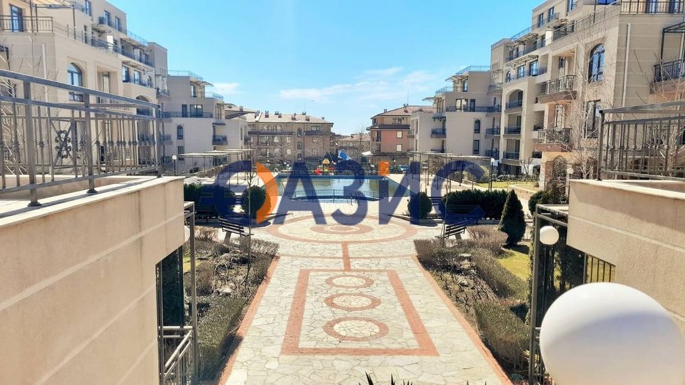 Продава се Едностаен апартамент в Свети Влас - 35 кв.м за 1672 €/кв.м - Снимка #2
