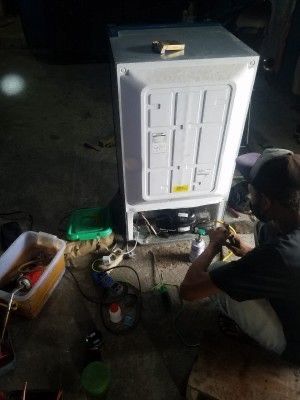 Срочные выезд ремонт холодильников и морозильников 24/7