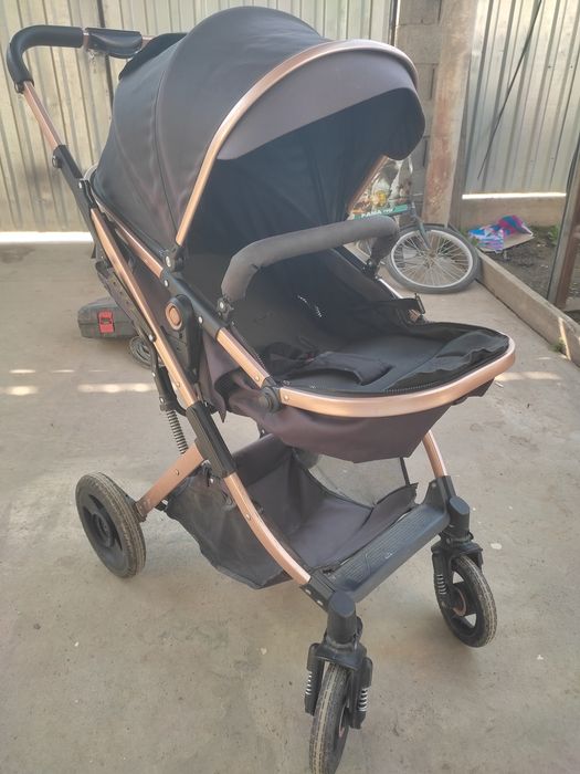 Продам коляску 15000