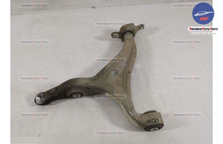 Ляв преден носач / Lqv Peren Nosach Mercedes-Benz M-Class W166 Оригина