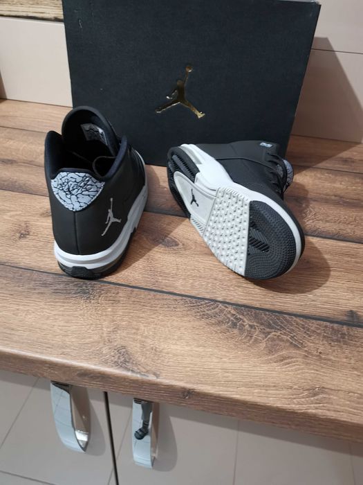 Ghete Jordan piele naturala noi fără eticheta