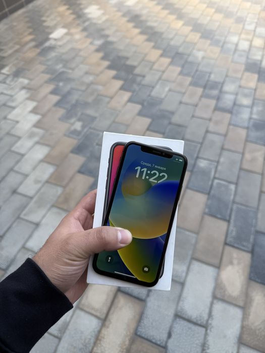 Iphone x ayfon x 64gb LL/A qora ideal sotiladi aybi yo face ishlidi