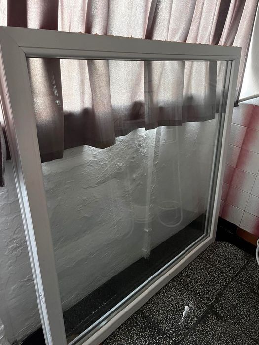 Продавам PVC дограма