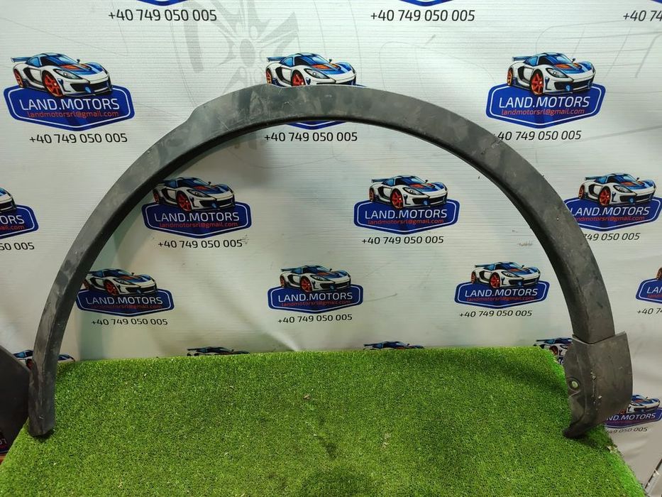 ORNAMENT ARIPA STANGA FATA LAND ROVER DISCOVERY 3 2.7 DIESEL 2007 COD OEM GK7M-16A075-AA / T83040659 / 2005-2009