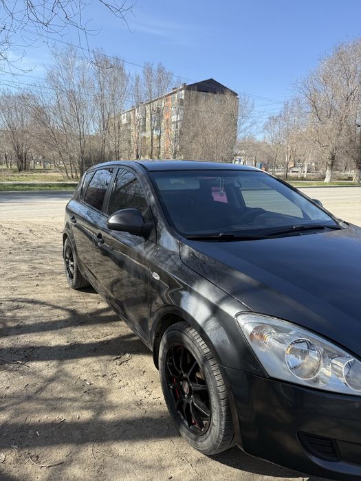 Kia Ceed ED хэтчбек