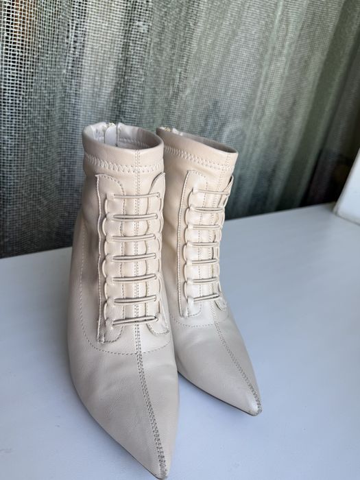 Демосезонные полусапожки