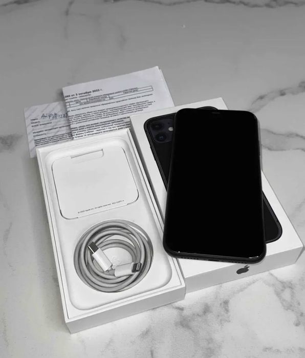 Продам Iphone 11