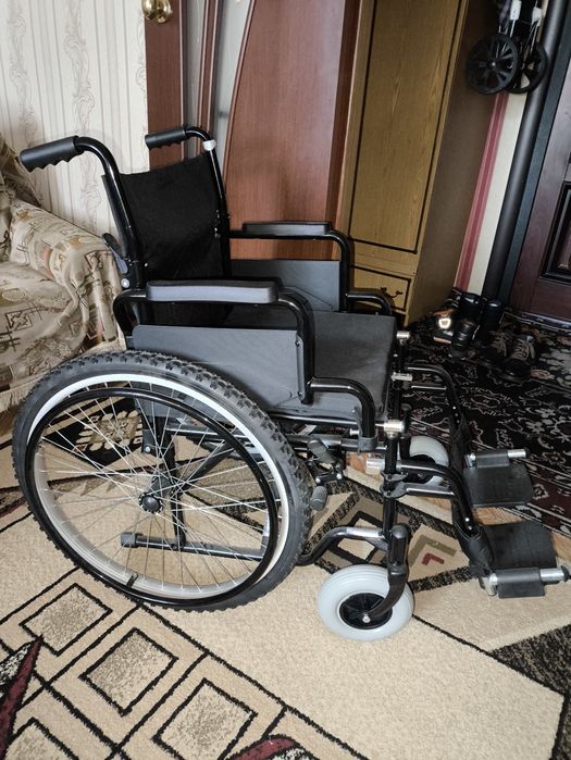 Инвалидное кресло