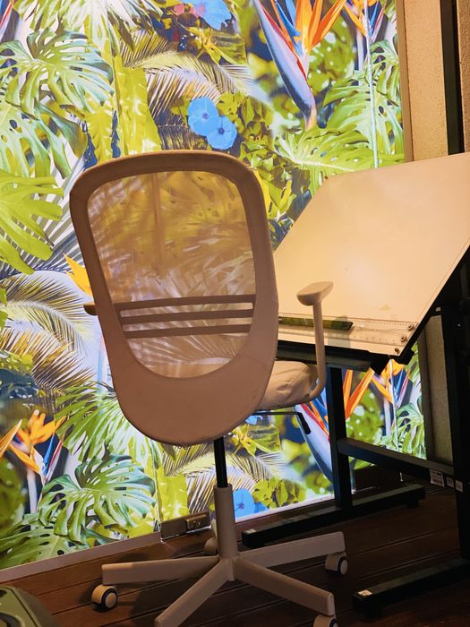 Masa pentru arhitectura+ scaun