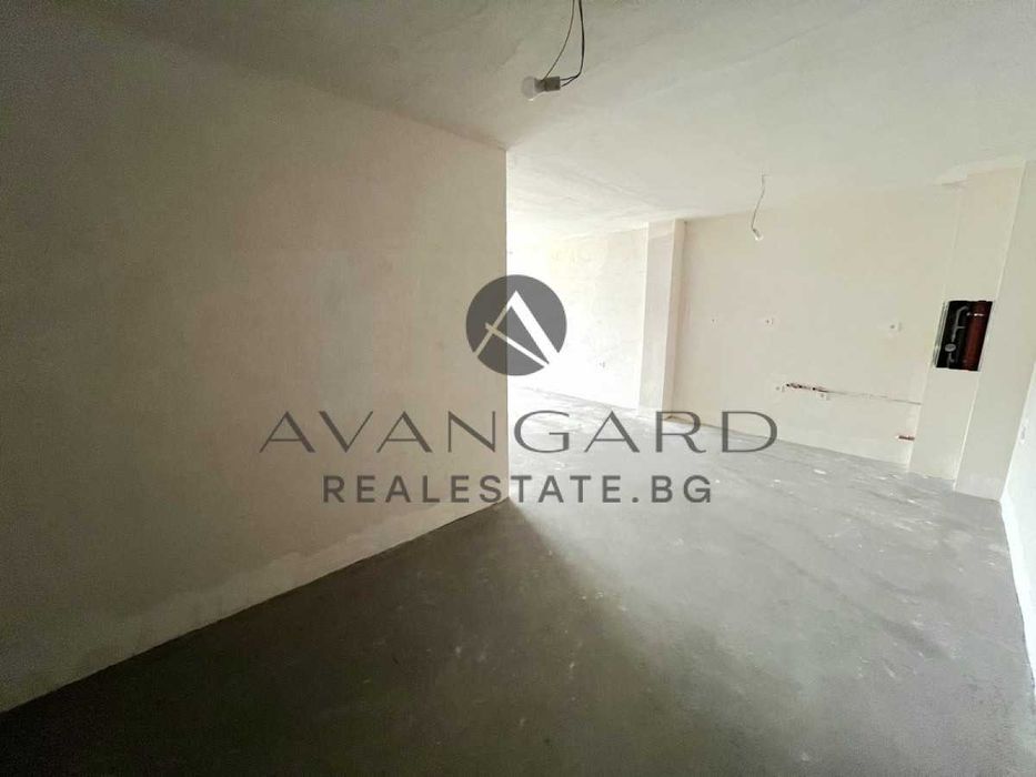 Продава се Тристаен апартамент в Пловдив, Тракия - 105 кв.м за 744 €/кв.м - Снимка #2