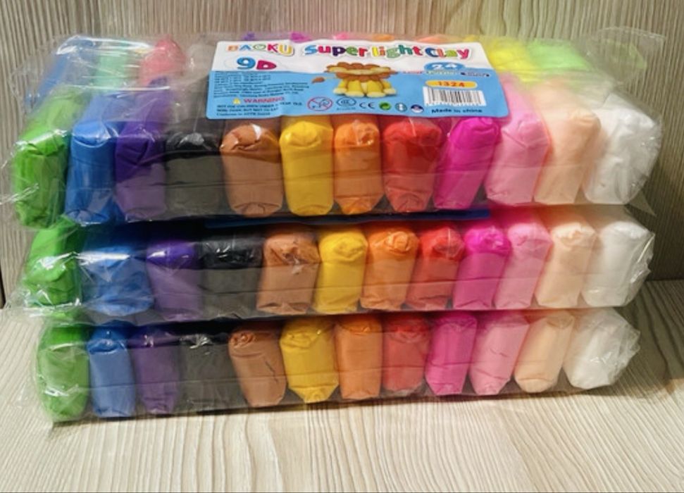 Plastilina  set 24 culori, ustensile incluse