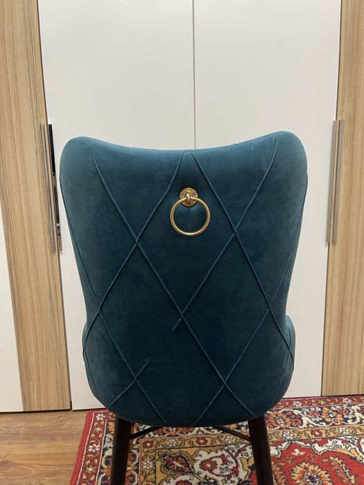 Стул для гостинной