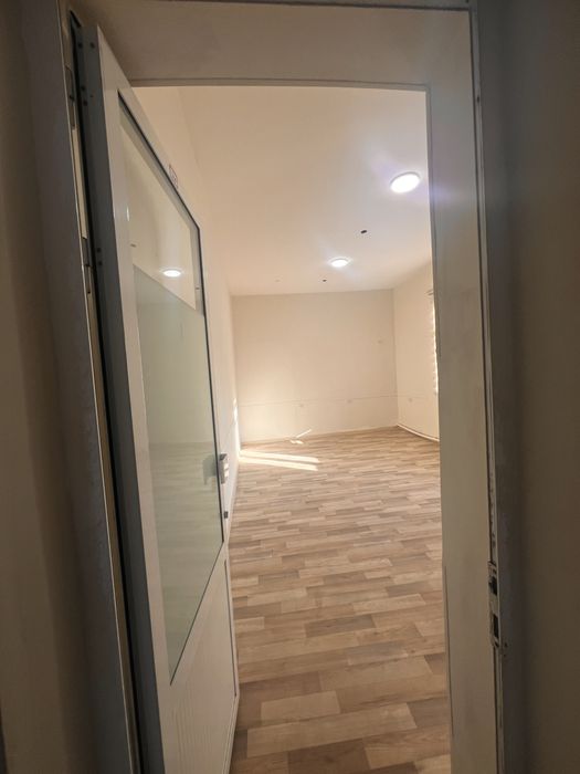 Помещение под офис метро Бадамзар