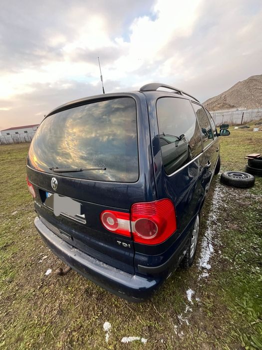 VW Sharan 1.9 110 Cp Tdi 7 locuri 2005 manual consum 6%