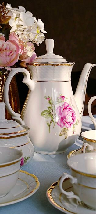 Антикварный редкий практически новый кофейный сервиз Чехословакия