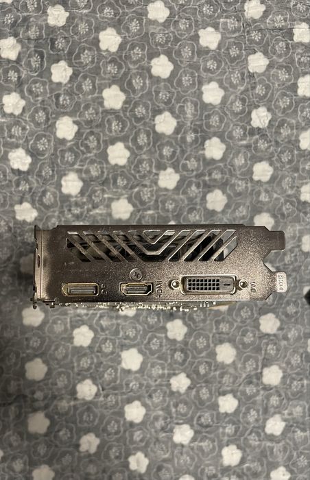 Placa video Nvidia Gtx 1050 ti GIGABYTE 4GB