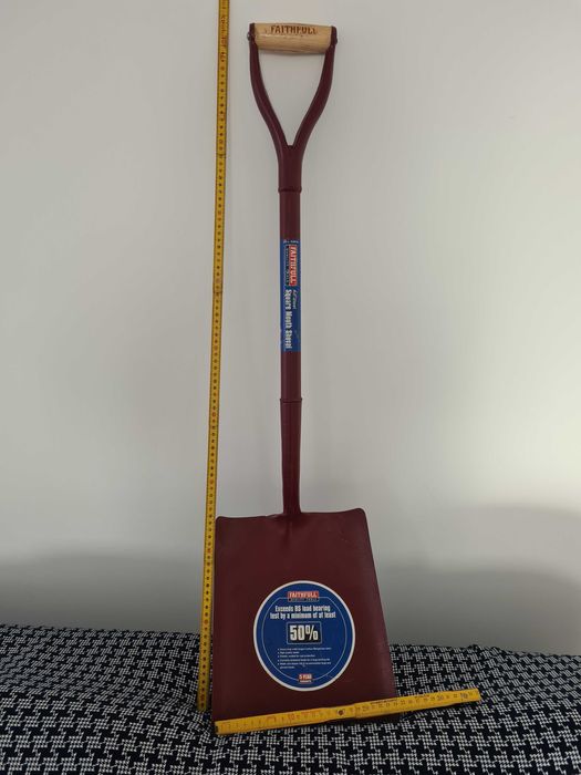 Lopată Faithfull all-steel, lamă pătrată – nouă