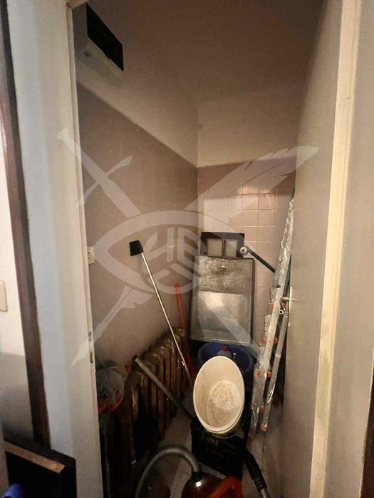 Дава се под наем Четиристаен апартамент в Варна, Автогара - 100 кв.м за 600 € - Снимка #8