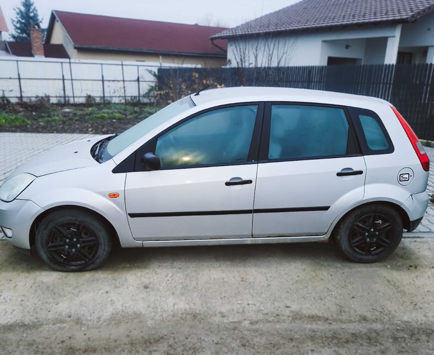 Ford Fiesta 1.25 Benzină