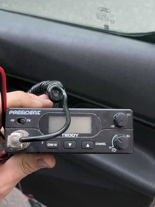 Vand statie cu antena president auto
