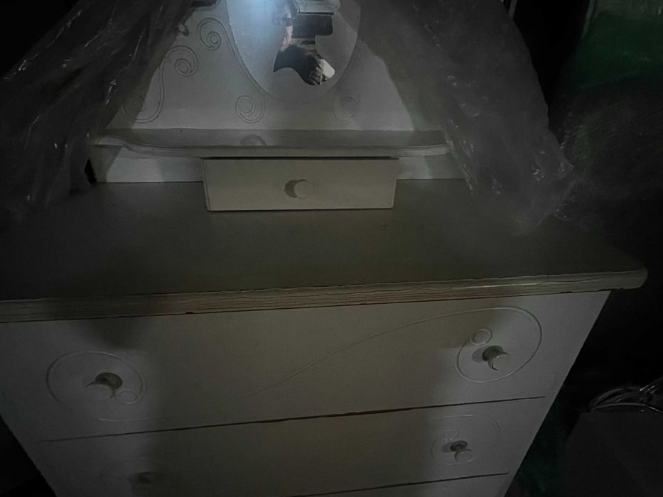 Comoda alba camera copii