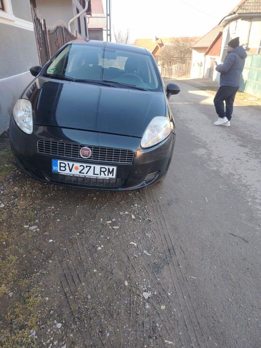Vând FIAT Grande Punto 2008 1.4 benzină
