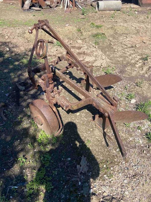 Селскостопански Плуг