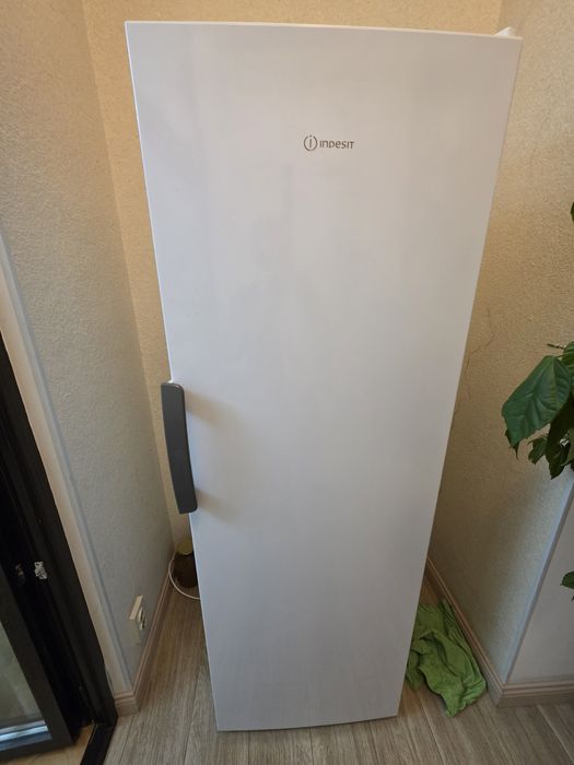 Морозильник Indezit