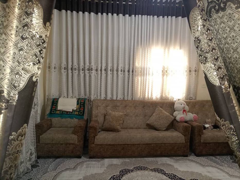 Buxoro vilot Kogon shaxrida 8 sotixli xovli barcha jixozlari bilan sot