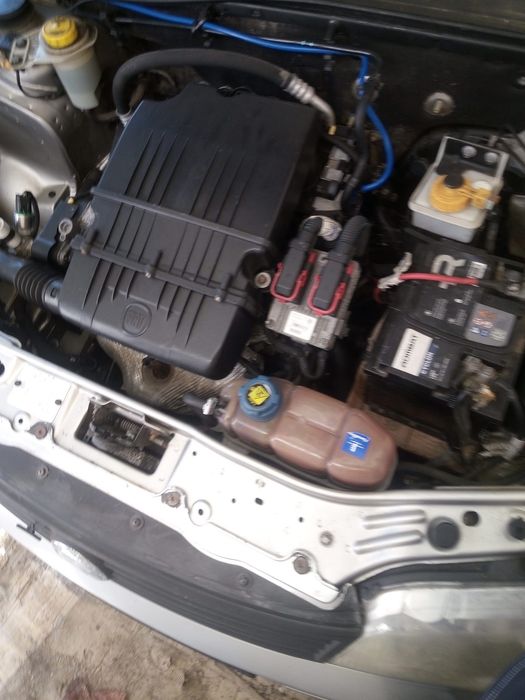 Fiat Albea facelift 163.369 km reali | AC Funcțional | Dotări Complete | Stare Foarte Bună