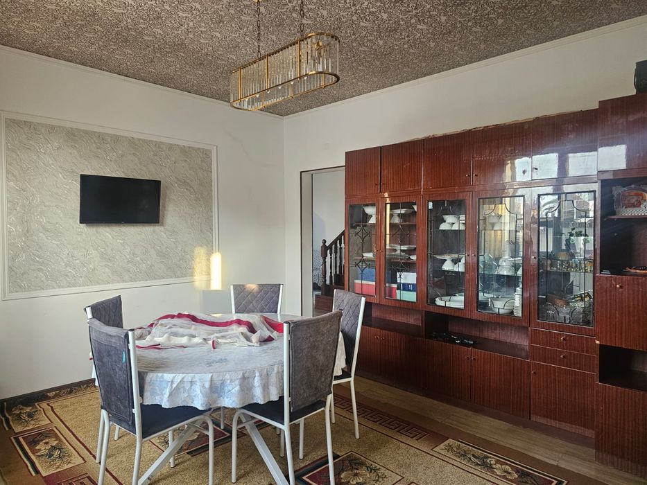 Дом двухэтажный уютный