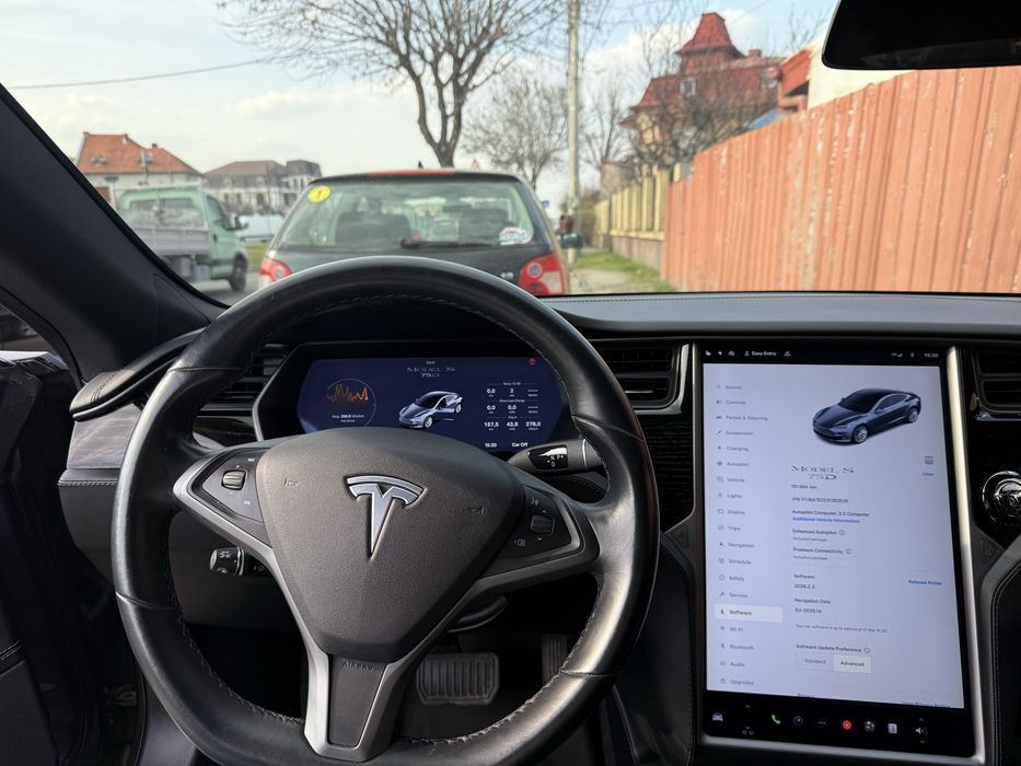 Tesla Model S 75D